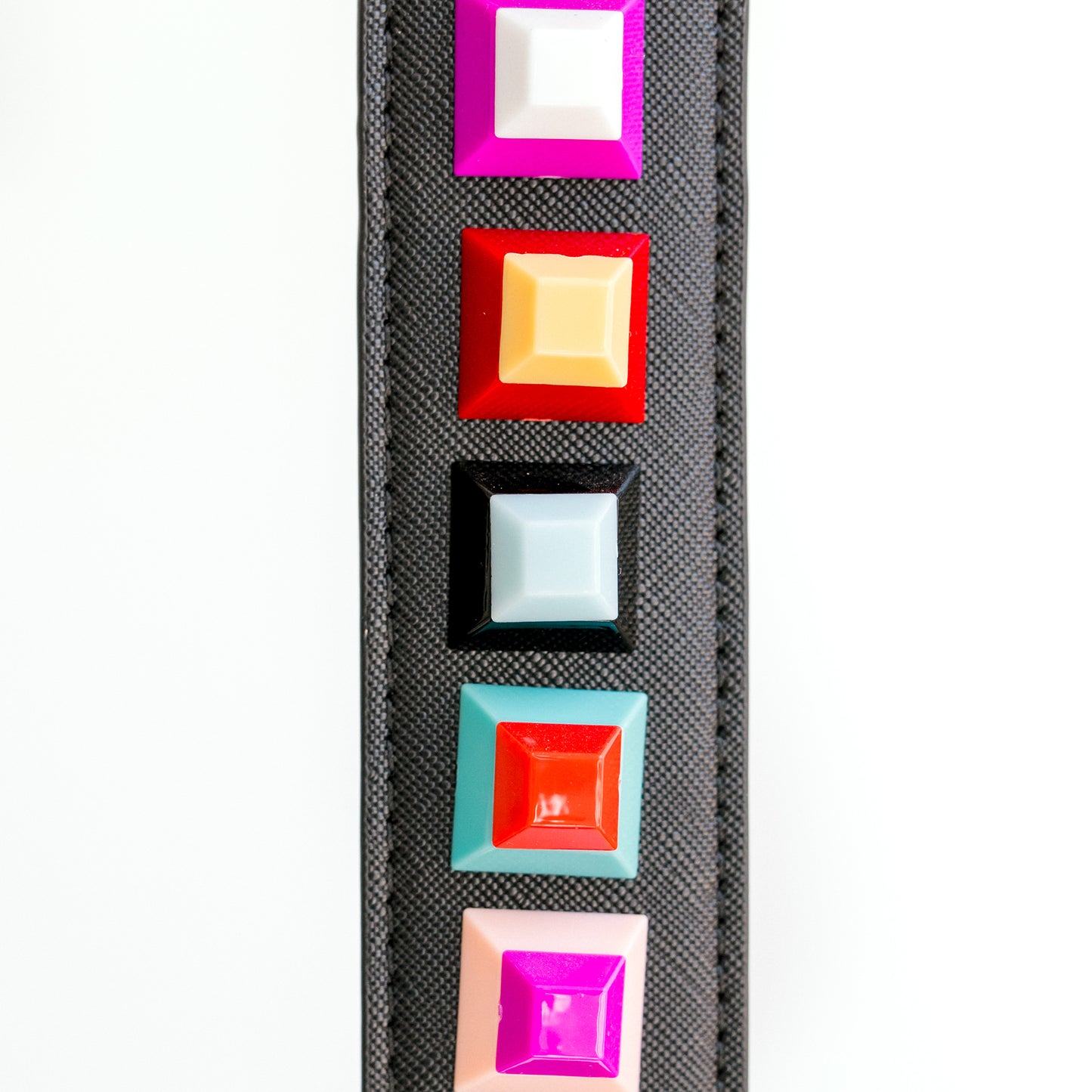 Pop Strap in Black