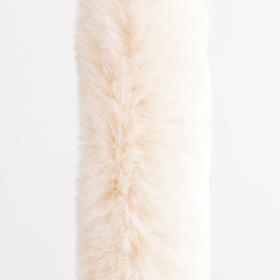 Fur Strap in White